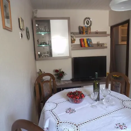 Apartment Jelka